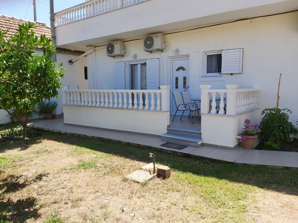 Konstantinos Apartments アマウディア 部屋 写真